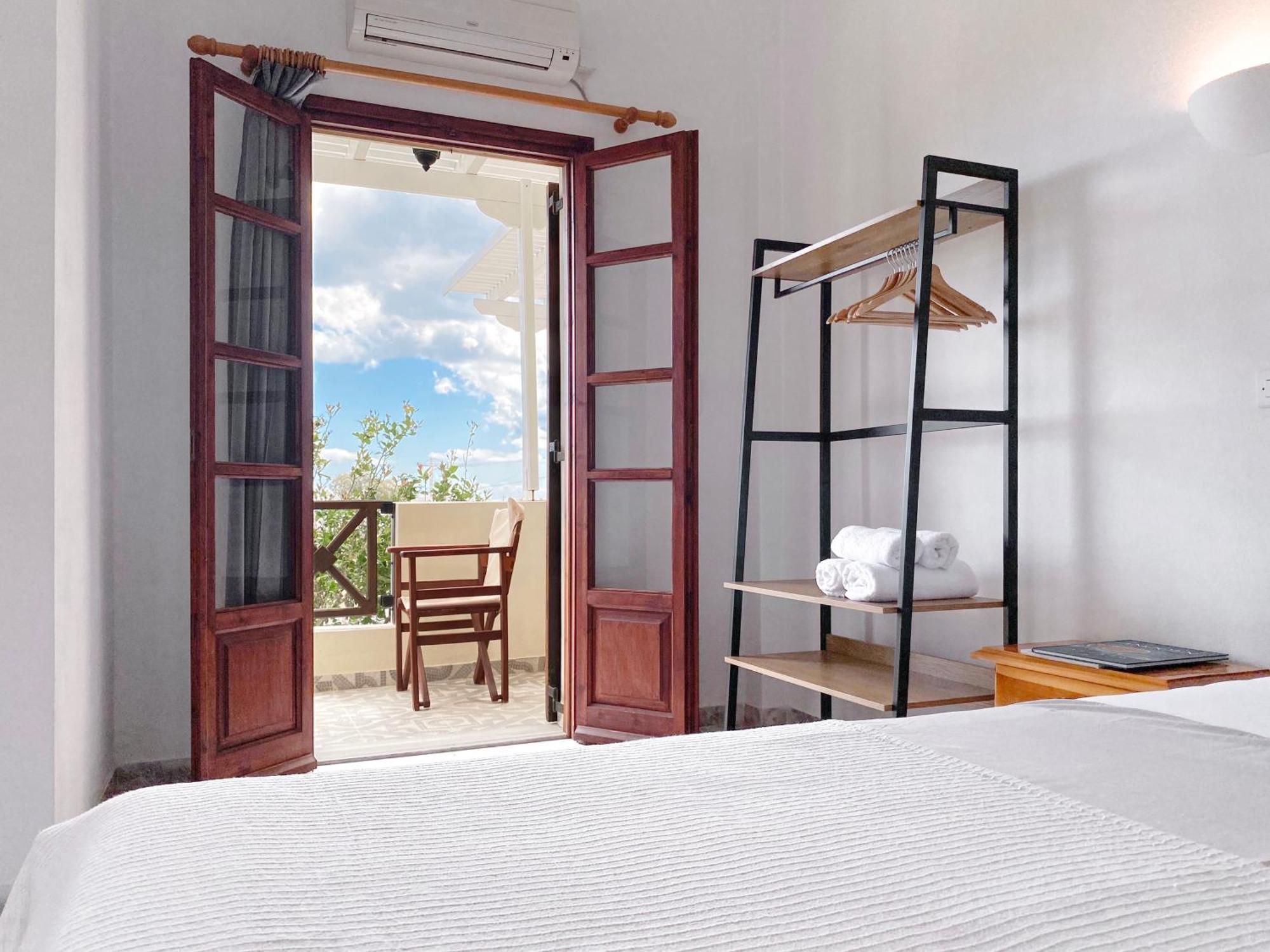 Almyra Villa Perissa  Cameră foto